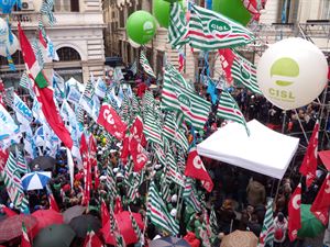 Manifestazione del Pubblico Impiego a Roma: i lavoratori della Cisl non solo con le bandiere ma con idee e proposte