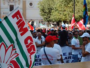 Vertenza Marcegaglia: Fim-Fiom-Uilm, domani sit-in con i lavoratori sotto la Prefettura