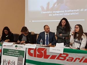 Bullismo oggi, mobbing domani: Cisl, forme pericolose di disagio collettivo