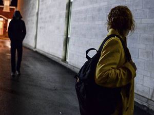 Depenalizzazione reato di stalking: Cgil, Cisl, Uil e Centri antiviolenza di Puglia dicono no